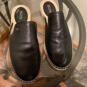 Michael Kors Leather Flats NWOT